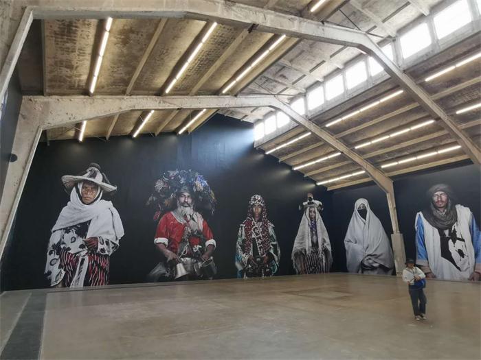 北京798一個(gè)從【舊廠(chǎng)房創(chuàng)意出來(lái)的藝術(shù)區(qū)】(圖6)